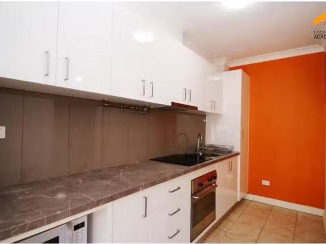Granny Flat/30B Collins Cres, Yagoona House for rent Listed b.