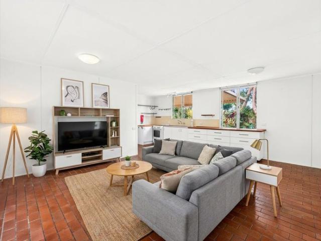Granny Flat, 10 Brushbox Drive, Mullumbimby