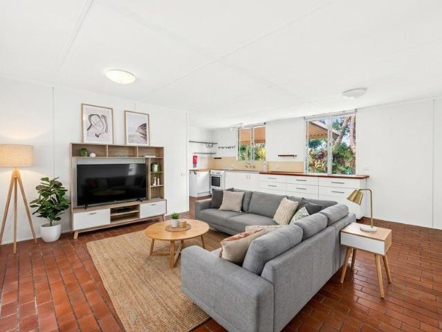 Granny Flat, 10 Brushbox Drive, Mullumbimby
