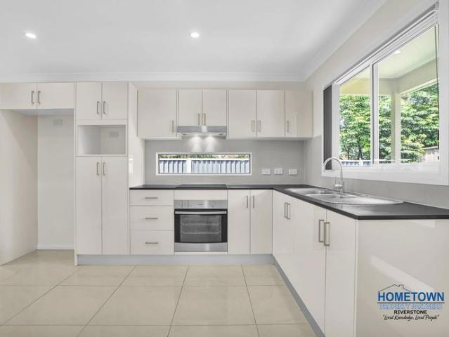 Granny flat with private access!