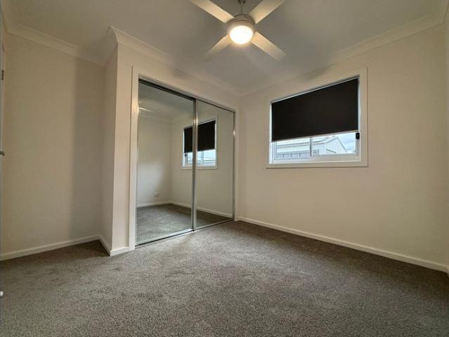 Granny Flat with Single Garage WATER USAGE INCLUDED