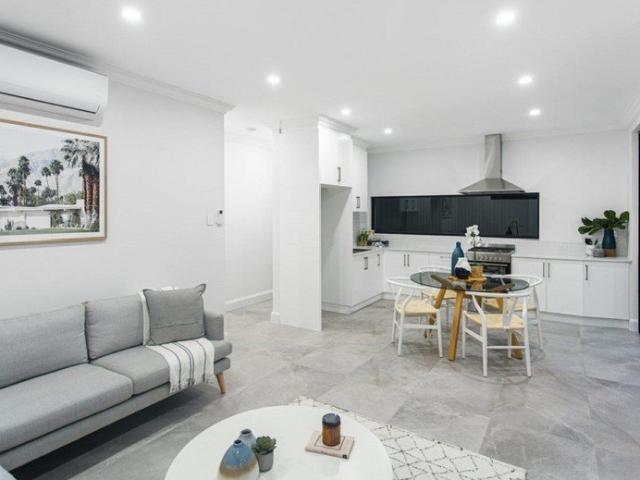 Granny Flat with Water/Gas/Electricity included