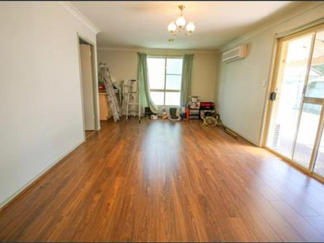 GRANNY FLAT DOWNTOWN