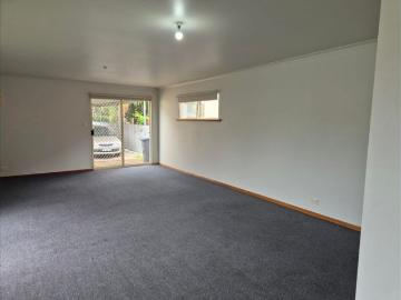 GRANNY FLAT IN CONVENIENT LOCATION