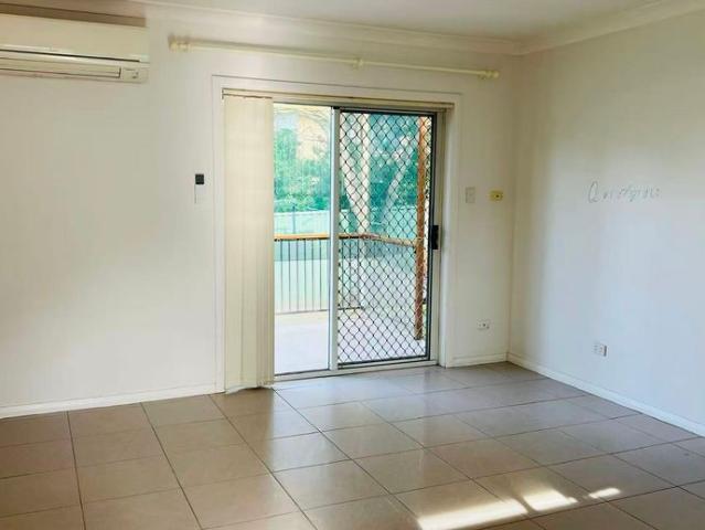 Granny Flat in Matthew Pearce Public School Catchment
