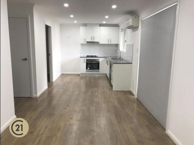 Granny Flat in Prime location! | Water Usage & Lawn Maintenance Included