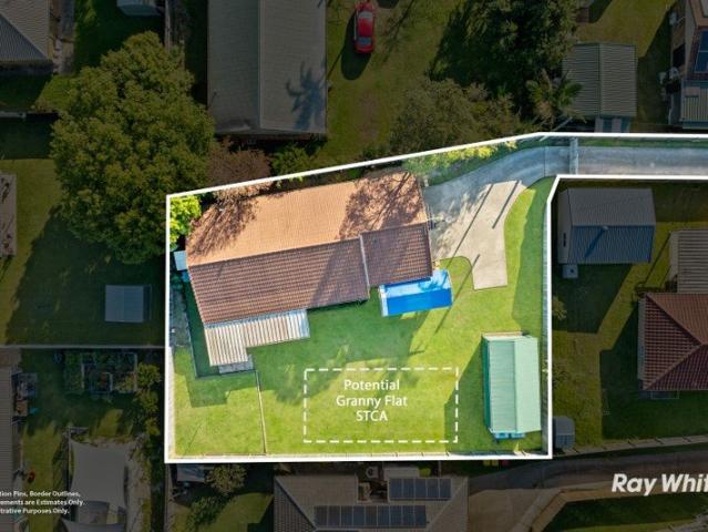 GRANNY FLAT POTENTIAL ON HUGE 949M2 BLOCK WITH MASSIVE SHED