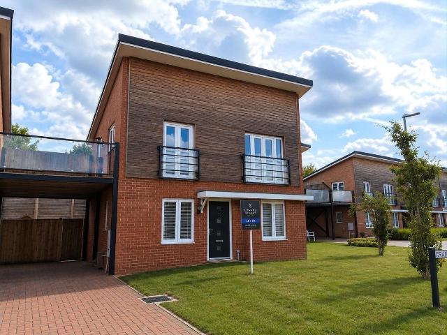 Grant Mews, Peterborough, Cambridgeshire PE7, 2 bed detached house to rent, £1,200 pcm | PrimeLocation