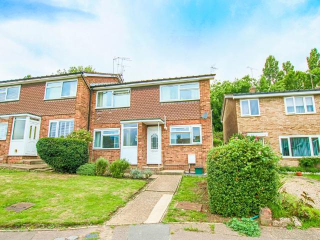 Grantham Court, Colchester, Essex CO1, 2 bed maisonette to rent, £1,050 pcm | PrimeLocation