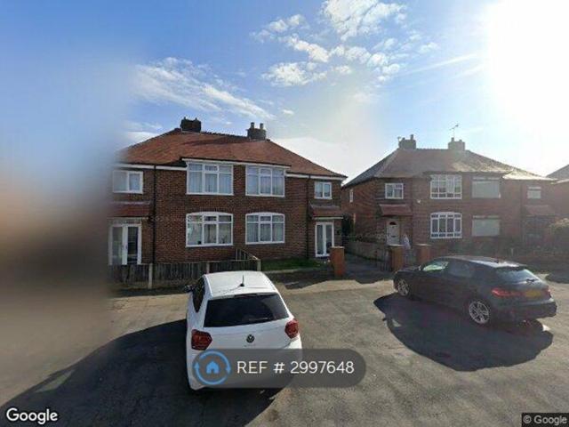 Grantham Close, Southport PR8, 3 bed semi detached house to rent, £1,100 pcm | PrimeLocation