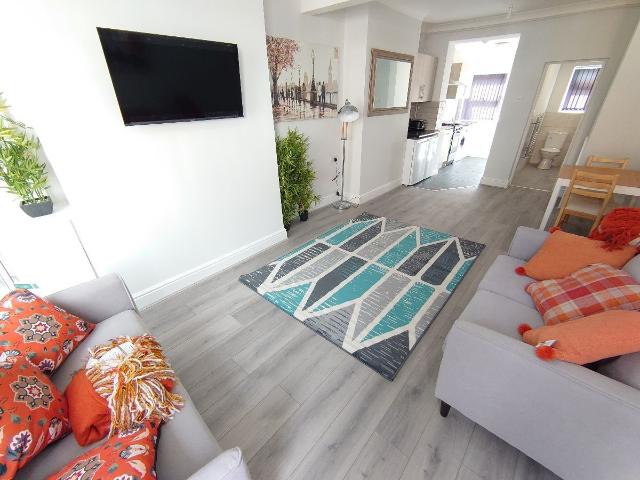 Grantham Street, Liverpool L6, 2 bed terraced house to rent, £715 pppm | PrimeLocation