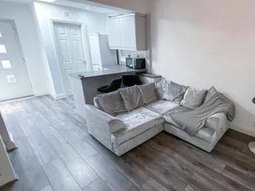 Grantham Street L6 Liverpool, Kensington Liverpool, L7, North East Wales, Midlands