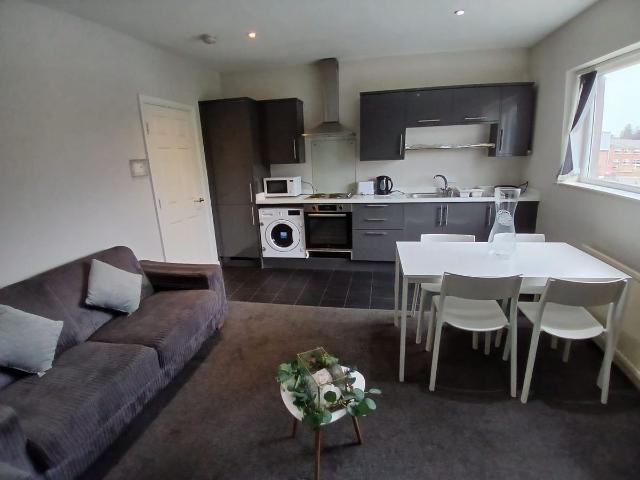 Grantley Way, Wakefield WF1, 5 bed shared accommodation to rent, £500 pcm | PrimeLocation