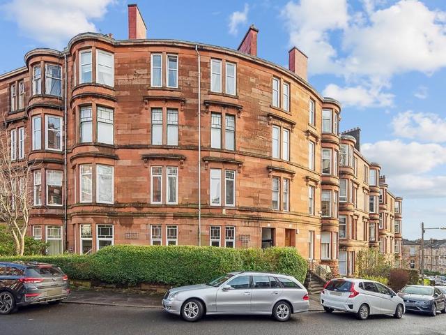 Grantley Gardens, Glasgow, G41 3PY, United Kingdom | 2 bed apartment for rent #140654858 | Rentberry