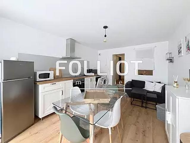 Granville 50400 Location appartement 1 pièce t1 au dernier étage