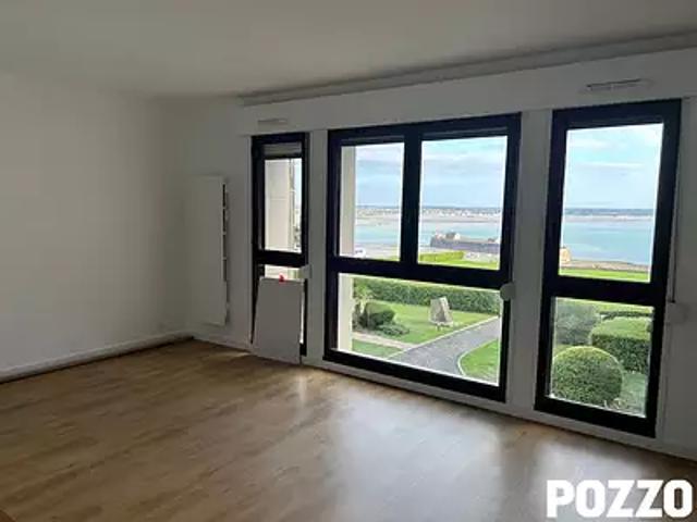 Granville 50400 Location appartement 1 pièce t1 parking
