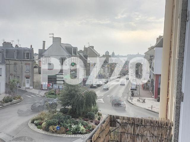 GRANVILLE: appartement 2 pièces en location