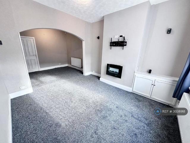 Granville St, Burnley, BB10 2 bed terraced house to rent £750 pcm £173 pw