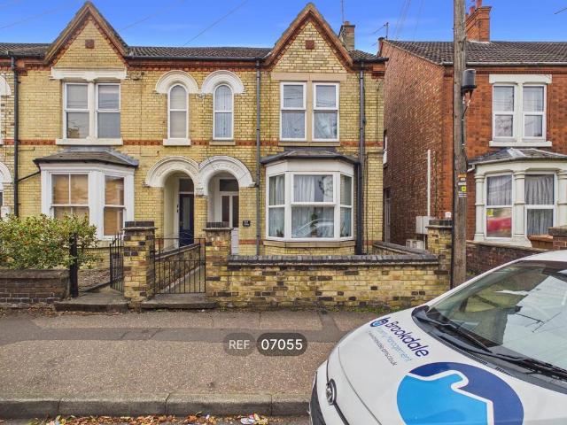 Granville Street, Peterborough, PE1 2QL 1 bed flat to rent £750 pcm £173 pw