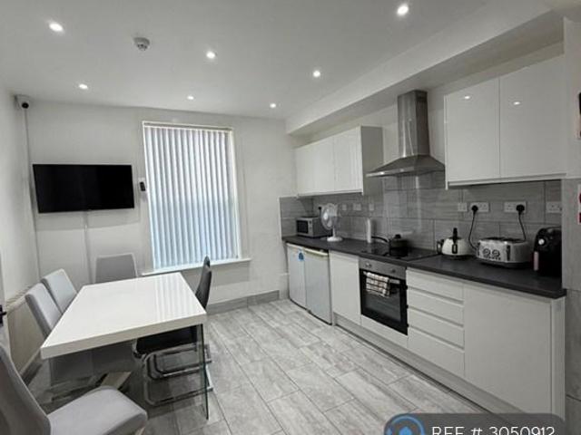 Granville Road, Liverpool, L15 1 bed in a house share to rent £525 pcm £121 pw
