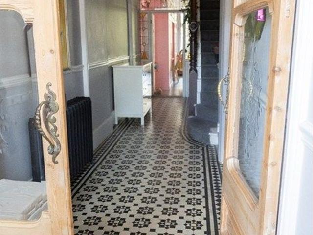 Granville Road, London N12, 3 bed semi detached house to rent, £3,800 pcm | PrimeLocation