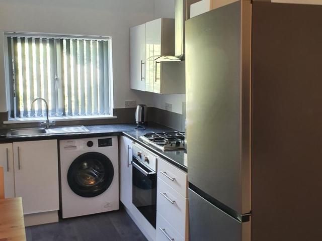 Granville Road M14 5 bed semi detached house to rent £2,825 pcm £652 pw