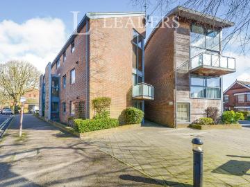 Granville Road, St. Albans, AL1 2 bed flat to rent £1,800 pcm £415 pw