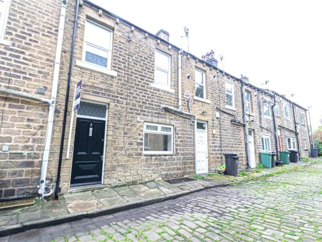 Granville Terrace, Huddersfield, West Yorkshire HD1, 2 bed terraced house to rent, £750 pcm | PrimeLocation