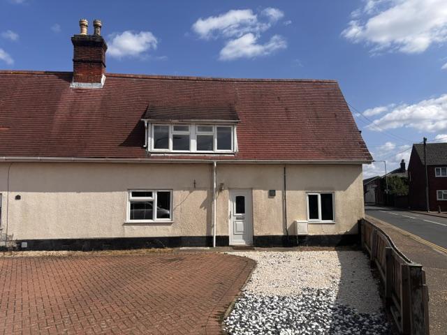 Grapes Close, Attleborough, Norfolk NR17, 3 bed semi detached house to rent, £1,300 pcm | PrimeLocation