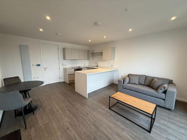 Graphene, Uptown, Salford 1 bed apartment to rent £1,250 pcm £288 pw