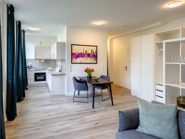 Grasbrunn/Vaterstetten, new furniture & fittings