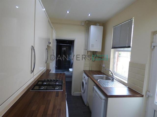 Grasmere Street, Leicester LE2 4 bed terraced house to rent £1,300 pcm £300 pw