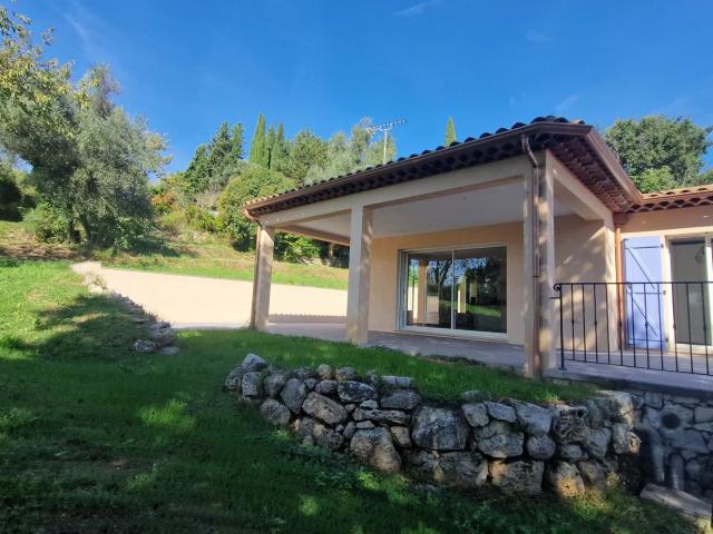 GRASSE, location belle villa récente 4 pièces Jardin