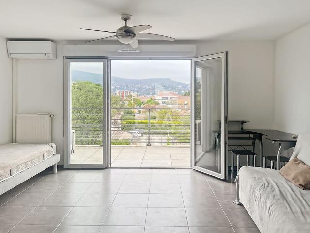 Grasse, location studio meublé
