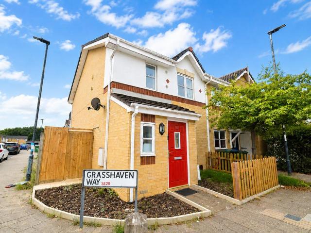 Grasshaven Way, London 3 bed end of terrace house to rent £2,100 pcm £485 pw