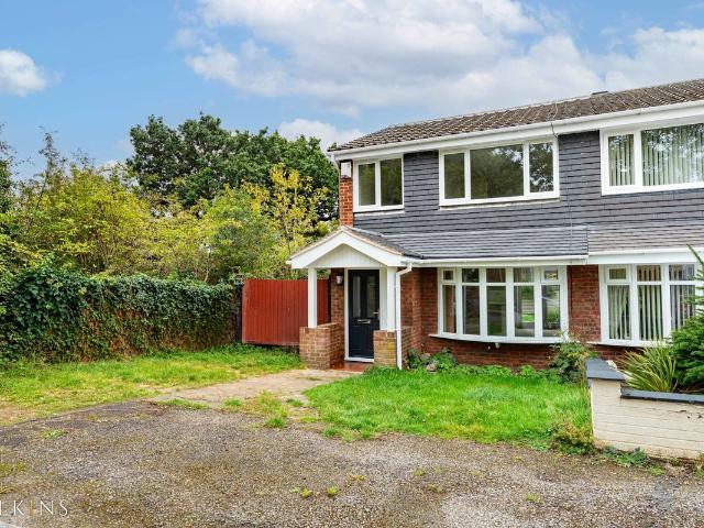 Grassholme, Wilnecote, Tamworth, Staffordshire B77, 3 bed semi detached house to rent, £1,350 pcm | PrimeLocation
