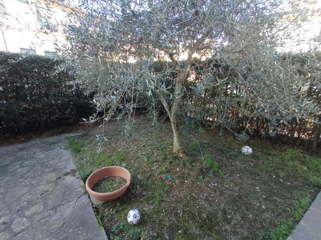 GRASSINA quadrilocale 87mq