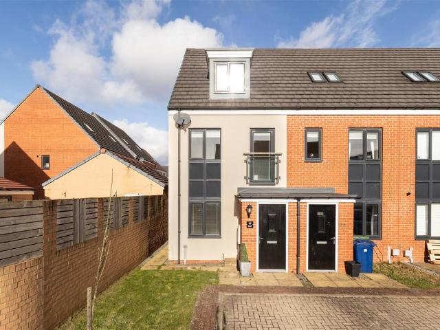 Greville Gardens, Great Park, NE13 3 bed end of terrace house to rent £1,100 pcm £254 pw