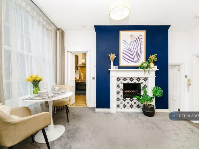 Greycoat Street, London, SW1P 2 bed flat to rent £3,300 pcm £762 pw