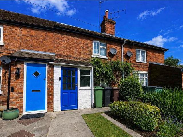 Greys Road, Henley On Thames, Oxfordshire RG9, 2 bed terraced house to rent, £1,500 pcm | PrimeLocation