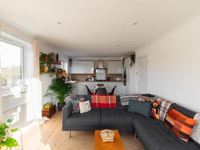 Greystoke Gardens, Sandyford, Newcastle Upon Tyne NE2, 2 bed flat to rent, £1,150 pcm | PrimeLocation