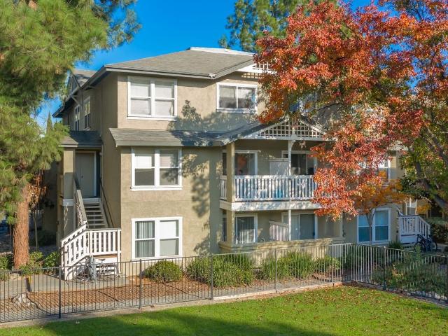 Greystone Apartments & Townhomes 4 Bedroom Apartment for Rent at 2505 5th St, Davis, CA 95618