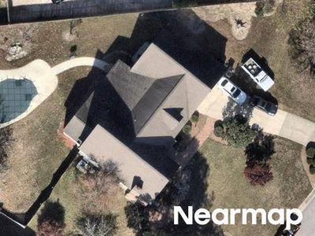 Greystone Dr