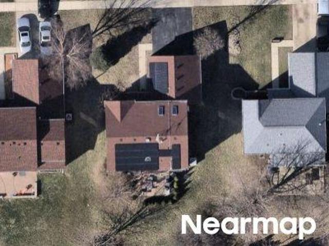 Greystone Ln