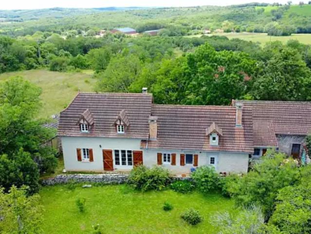 Gréalou 46160 Achat / Vente maison 5 pièces t5 au dernier étage terrasse