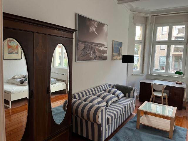 great 43 sqm apartment in historical villa with direct garden access