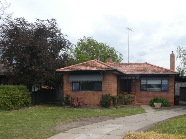 Great 4 Bedroom, 2 Bathroom Home
