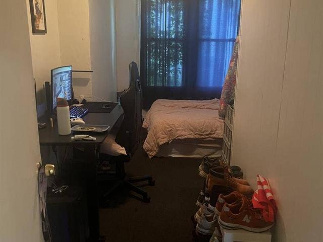 Great 1 Bedroom available in SE
