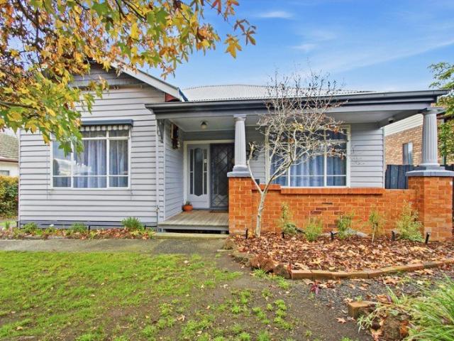 Great 1st Home with a Pool!
