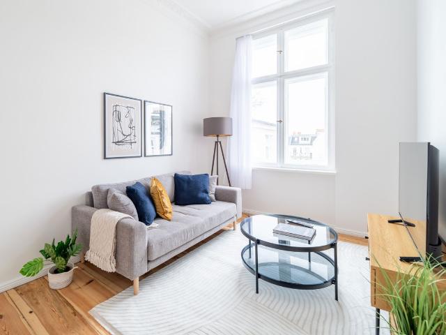 Great 2 room apartment in a quiet location in Steglitz, fully furnished & equipped, Berlin Amsterdam Apartments for Rent